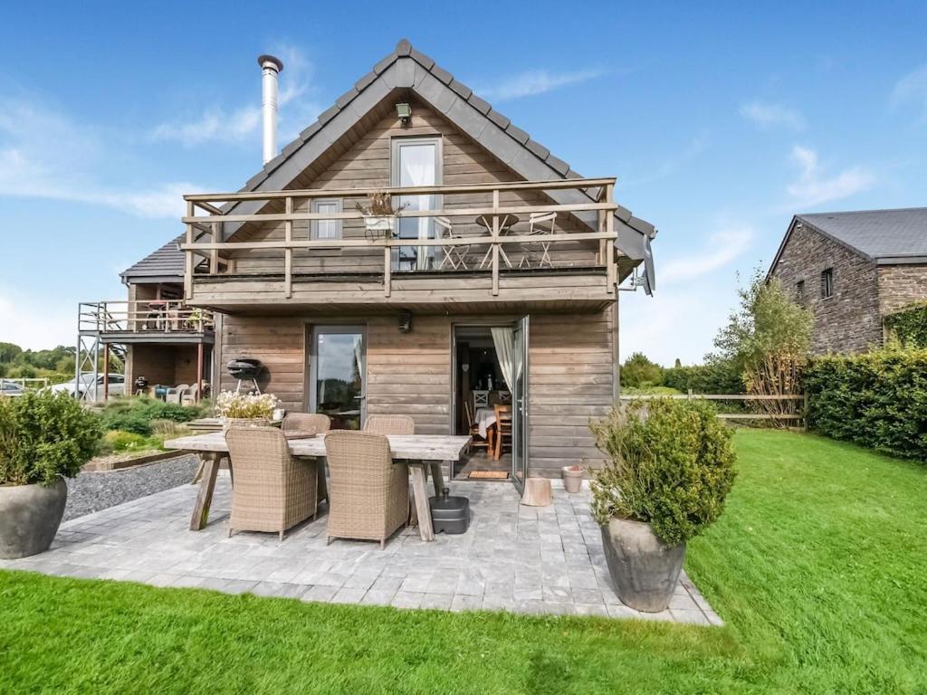 Tranquil Holiday Home In Mont With Bubble Bath Bagian luar foto