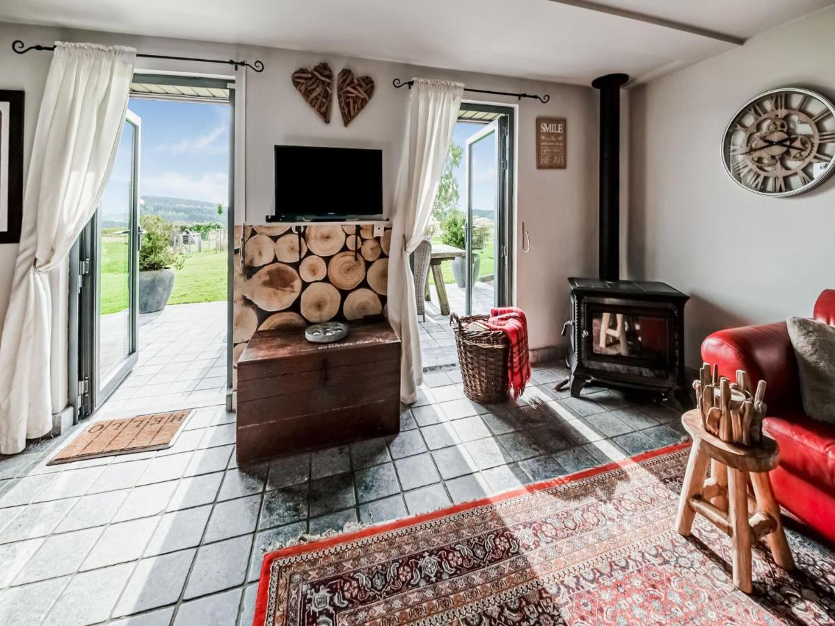 Tranquil Holiday Home In Mont With Bubble Bath Bagian luar foto
